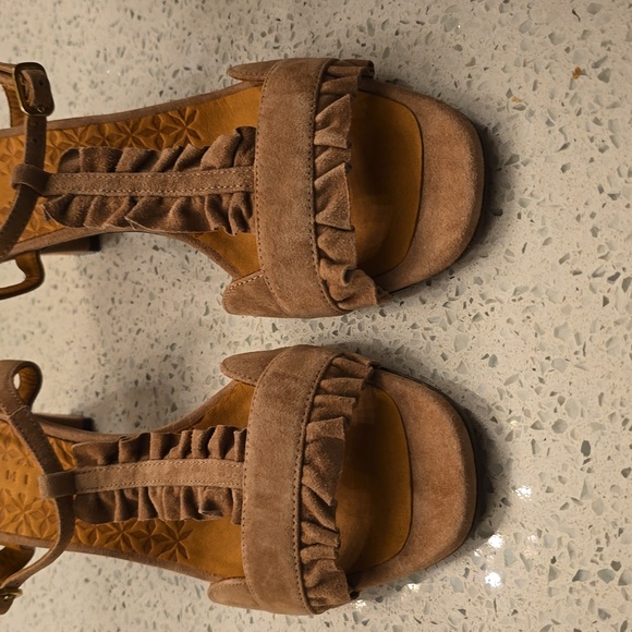 authentic Chie Mihara Laubo - peach suede . - Picture 4 of 13